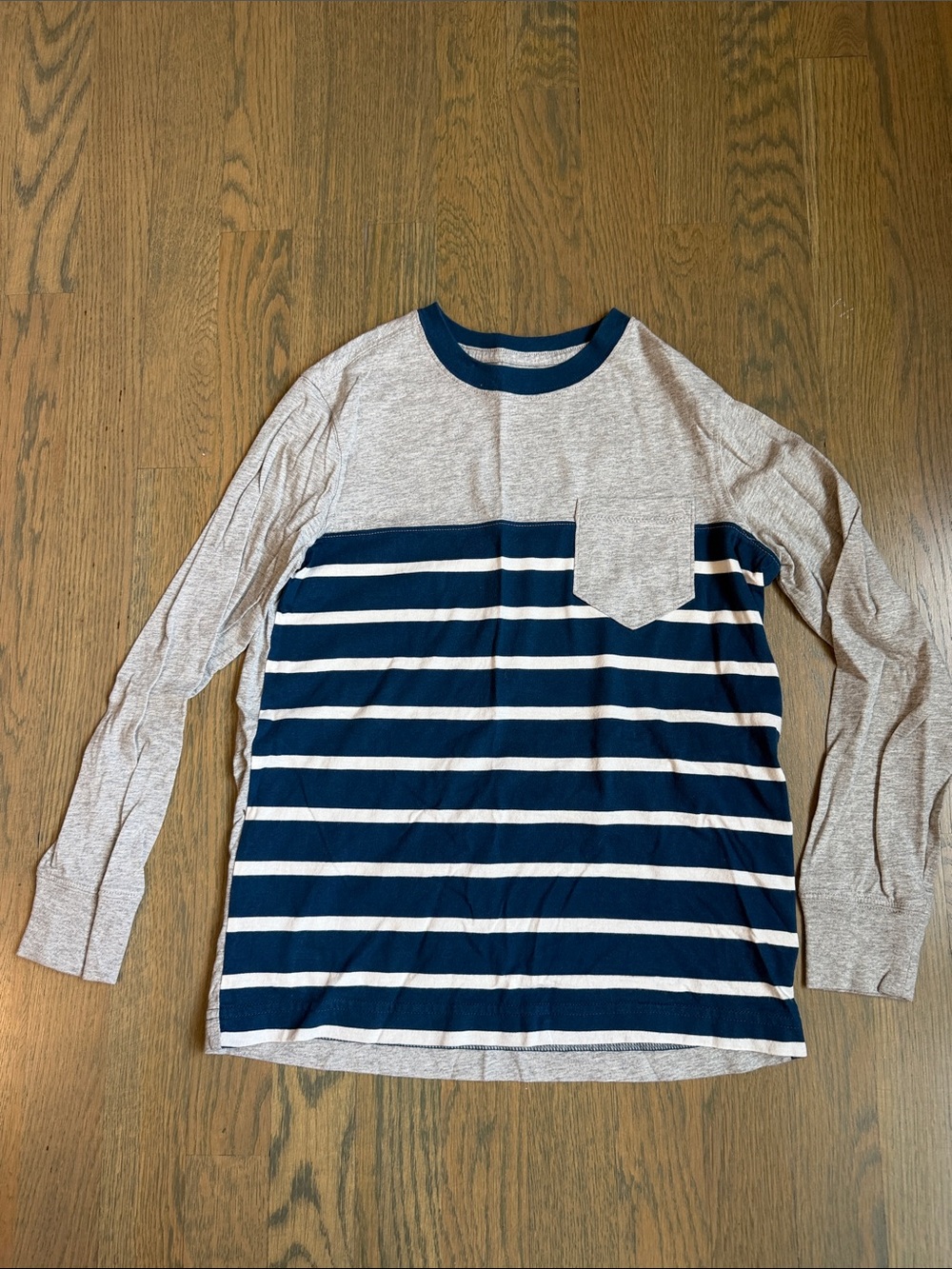Lands' End Long-Sleeve Striped Pocket Tee in Navy & Light Gray
